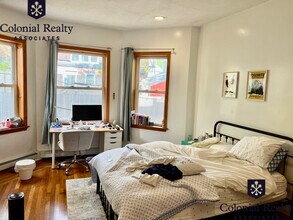 25 Gibbs St in Brookline, MA - Building Photo - Building Photo