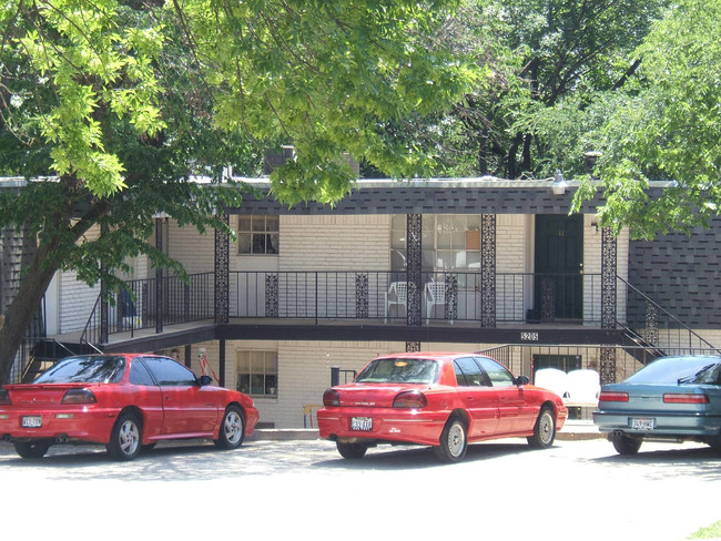 Treehouse Apartments in Fort Worth, TX - Foto de edificio - Building Photo