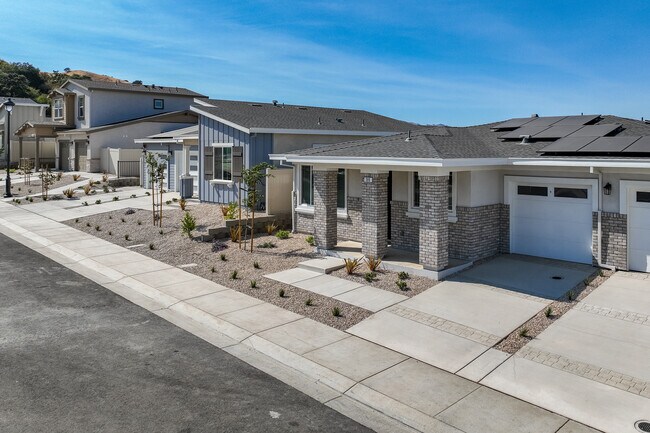 Montessa in Vacaville, CA - Foto de edificio - Building Photo