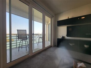 7912 Sailboat Key Blvd S in South Pasadena, FL - Building Photo - Building Photo