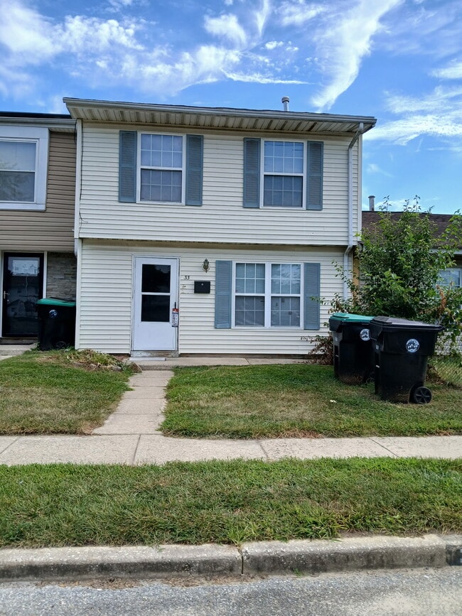 property at 33 Milstone Ct