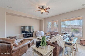 2456 W Clearview Trail in Anthem, AZ - Building Photo - Building Photo
