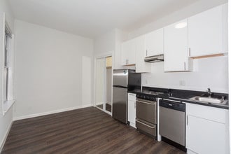 57 Taylor in San Francisco, CA - Building Photo - Building Photo