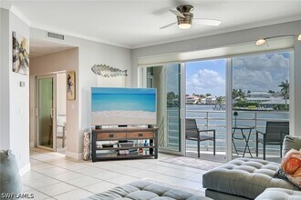 4530 Gulf Shore Blvd N in Naples, FL - Building Photo - Building Photo