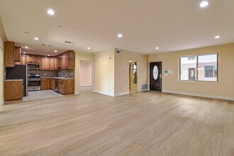 3674 W Imperial Hwy in Inglewood, CA - Building Photo - Building Photo