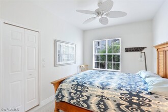 5870 3 Iron Dr in Naples, FL - Building Photo - Building Photo