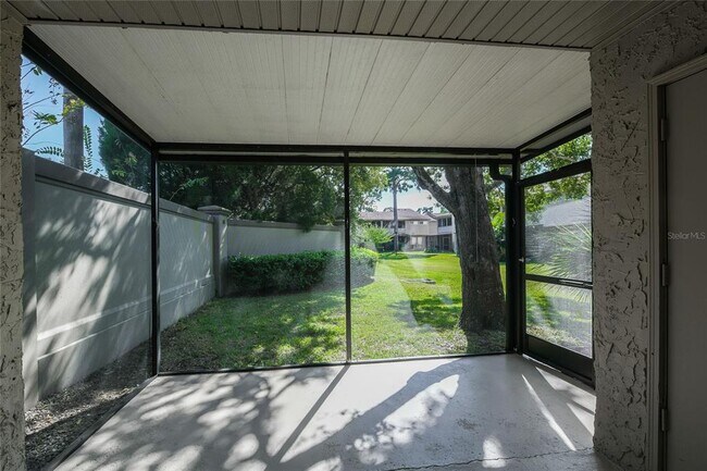 4465 Rayfield Dr in Sarasota, FL - Building Photo - Building Photo