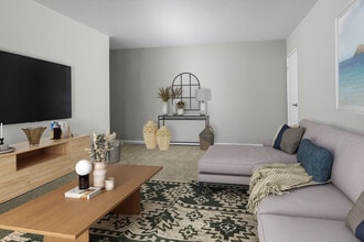 Holly Court in Pitman, NJ - Building Photo - Building Photo