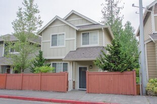 24036 39th Ln SE in Bothell, WA - Building Photo