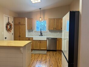 580 Orion Dr in North Pole, AK - Building Photo - Building Photo