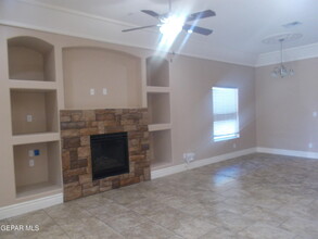 14249 Craggy Rock Ave in El Paso, TX - Building Photo - Building Photo