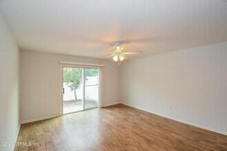 510 Eiseman Wy in Jacksonville, FL - Building Photo - Building Photo