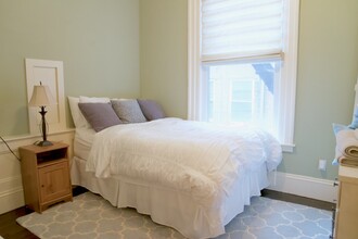67 Mount Vernon St, Unit G1 in Boston, MA - Foto de edificio - Building Photo