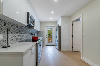 8926 Shepherd Way in Delta, BC - Building Photo - Building Photo