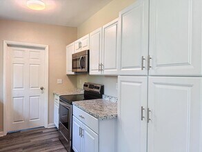 190 Birch Ave in Merritt Island, FL - Building Photo - Building Photo
