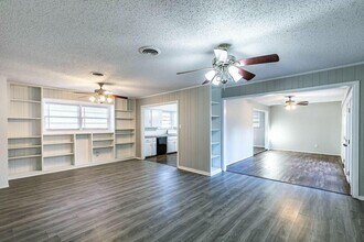 4320 48th St in Lubbock, TX - Building Photo - Building Photo