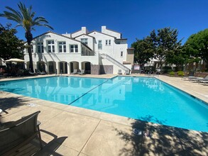 4309 Clarinbridge Cir in Dublin, CA - Foto de edificio - Building Photo