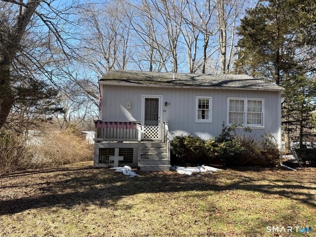 45 Lakeside Dr in North Stonington, CT - Building Photo - Building Photo