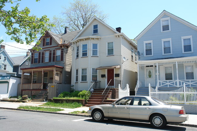 190 State St in Perth Amboy, NJ - Building Photo - Building Photo