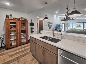 1558 Blaine's Wy in Spirit Lake, IA - Building Photo - Building Photo