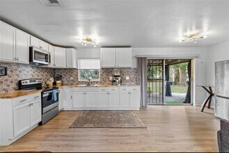 4618 SE 2nd Pl in Gainesville, FL - Building Photo - Building Photo