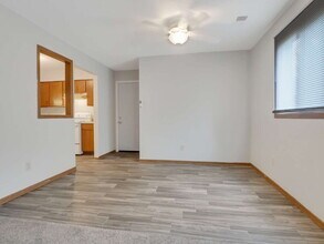 6534 Central Ave NE in Minneapolis, MN - Building Photo - Building Photo