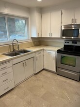 19614 80th Ave W in Edmonds, WA - Building Photo - Building Photo