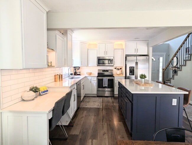 property at 3411 W Colony Cove
