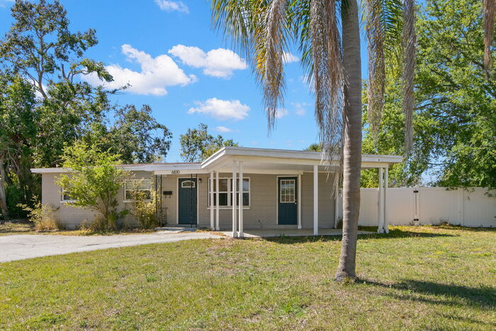 6830 George M Lynch Dr N in St. Petersburg, FL - Building Photo