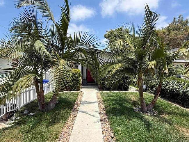 2635 Montclair St in San Diego, CA - Building Photo - Building Photo