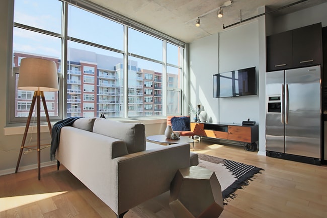 property at 146 W Roosevelt Rd