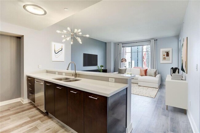 property at 603 Davis St