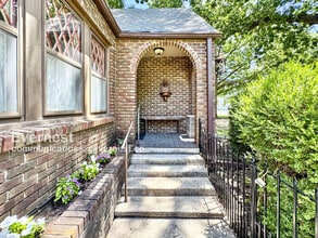 1127 E 36th Pl in Tulsa, OK - Building Photo - Building Photo