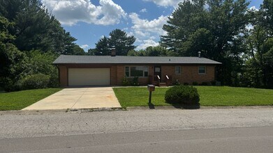 1100 E Prairie Dr in Bloomington, IN - Building Photo - Building Photo