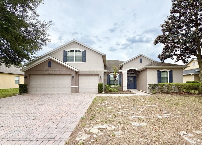 1868 Lorenzo Ln