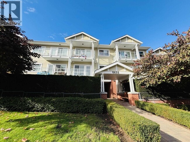 property at 5655 Inman Ave