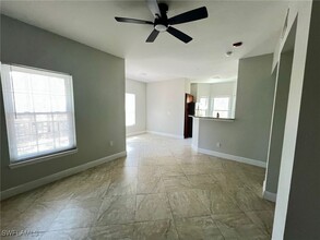 23500 Walden Center Dr in Estero, FL - Building Photo - Building Photo