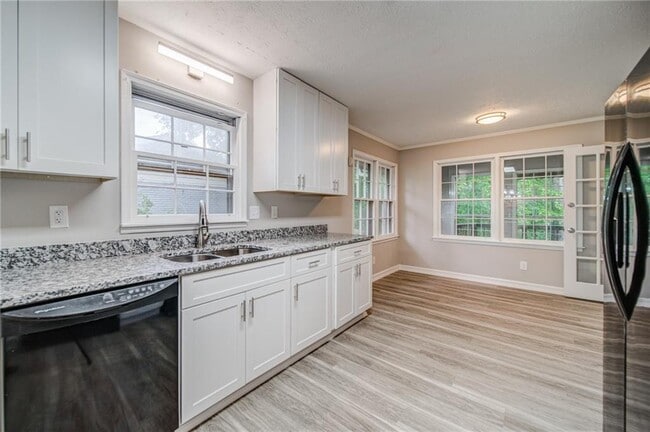 1311 Tsali Trail in Morrow, GA - Building Photo - Building Photo