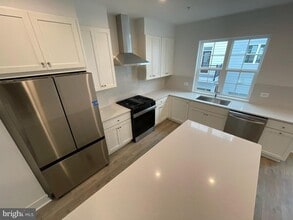 3546 Margaret Jones Pl in Rockville, MD - Foto de edificio - Building Photo