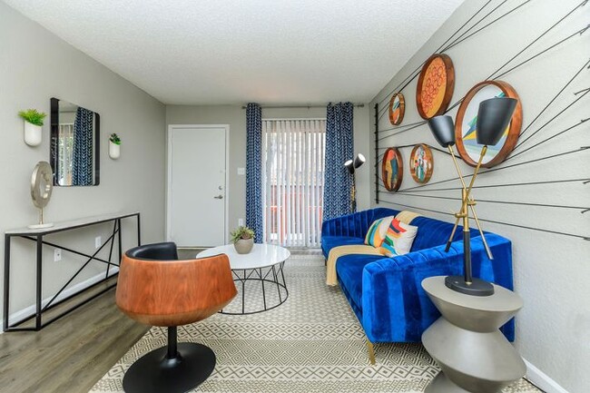 8900 N Interstate Hwy 35, Unit 2154 in Austin, TX - Foto de edificio - Building Photo