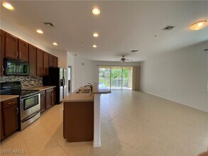 14726 Calusa Palms Dr in Ft. Myers, FL - Building Photo - Building Photo