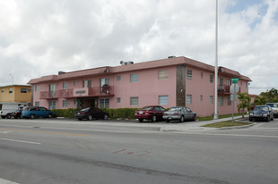 1970 Palm Ave Apartments