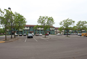 Como Student Community Apartments