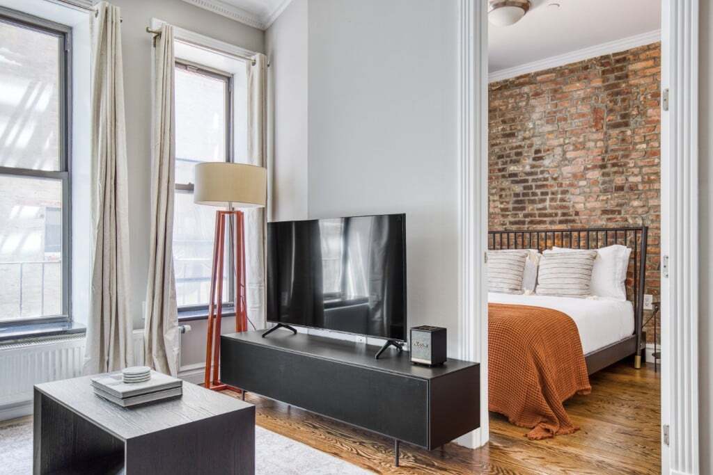 202 E 13th St, Unit 4E in New York, NY - Building Photo