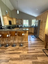 6700 Ridgeway Dr in Pollock Pines, CA - Building Photo - Building Photo