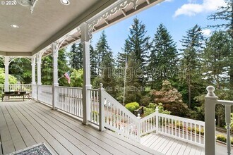 12805 SE Spring Mountain Dr in Happy Valley, OR - Building Photo - Building Photo