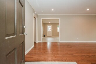 1437 Wisterwood Dr in Houston, TX - Building Photo - Building Photo