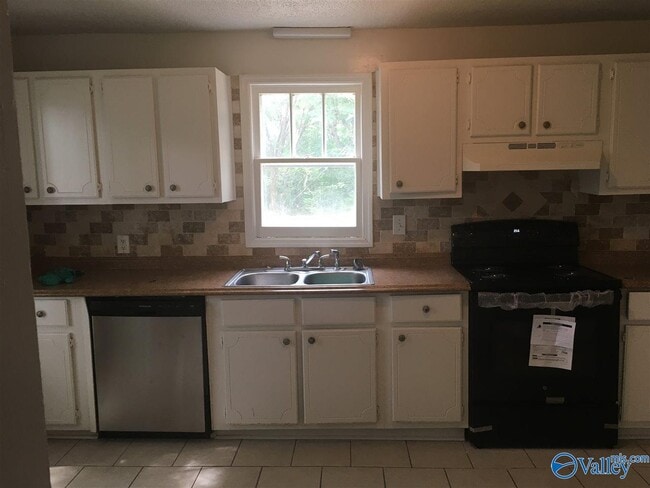 218 Beirne Ave NE in Huntsville, AL - Building Photo - Building Photo