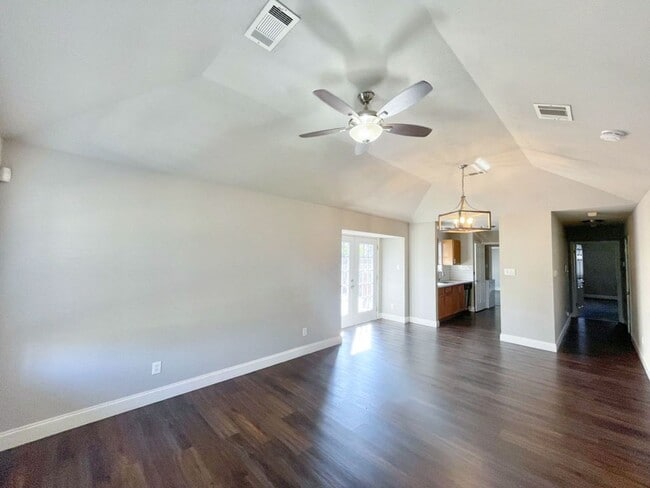 property at 310 Channing Ave