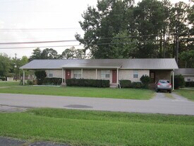 103 N Roosevelt St in Tullahoma, TN - Building Photo